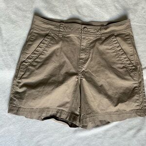 Eddie Bauer Khaki Hiking Travel Shorts Size 6 Stretch Cotton